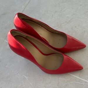 Elegant Red Women's Pumps